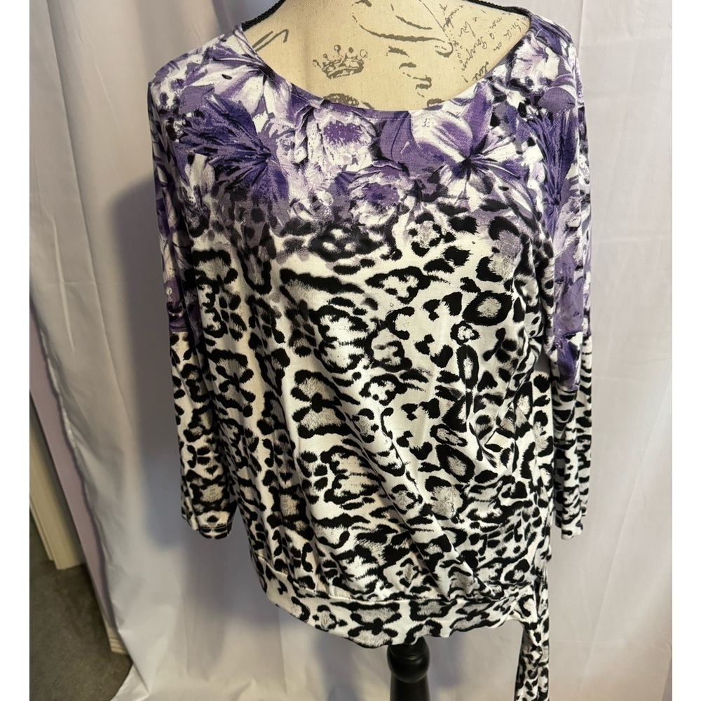 Chicos purple animal